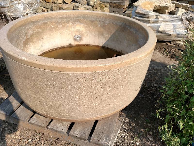 lot 121 image: Cast Concrete Planter, 4x2...
