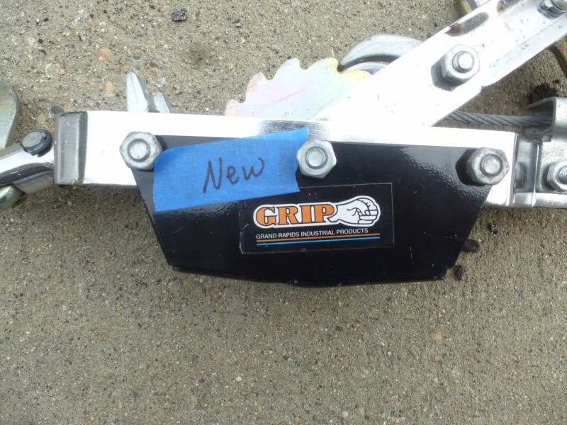 lot 17 image: Cable winch