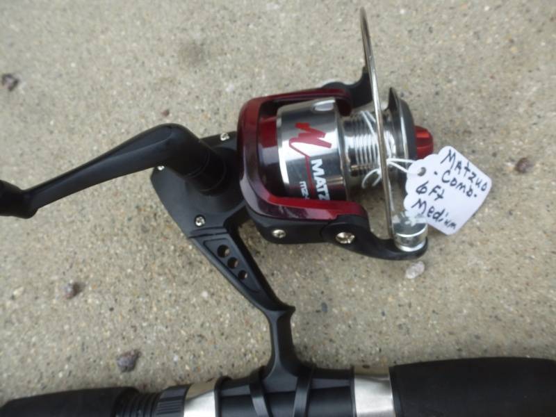 lot 34 image: Matzuo 6ft Medium Combo Rod