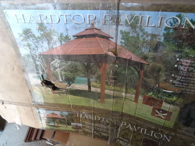lot 14 image: Hardtop Pavilion 134 X 134 X 137.