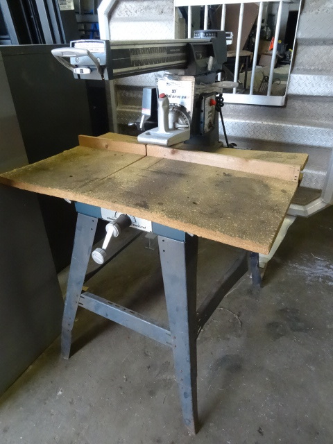 lot 18 image: Montgomery Wards 10 Radial Arm Saw