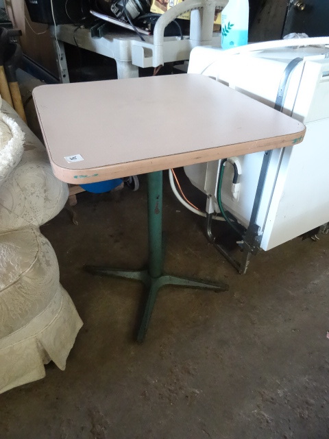 lot 31 image: 24 X 24 Metal Framed Table.