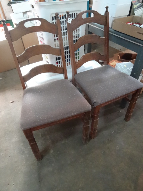 lot 51 image: 2 Vintage Wood Framed Kitchen Chairs