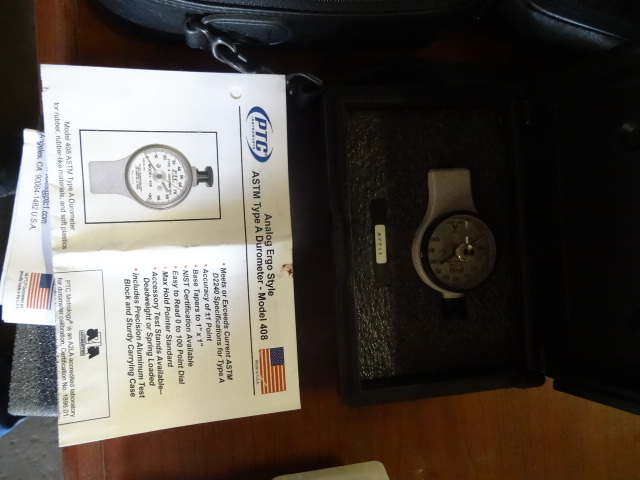 lot 75 image: Analog Ergo Style ASTM Type A