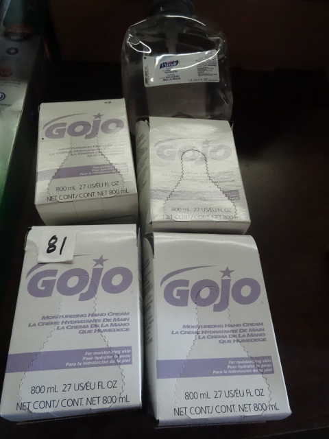 lot 81 image: 4 Containers of GoJo.