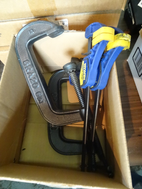 lot 107 image: 6 C Clamps, 2 Irwin Quick Clamps