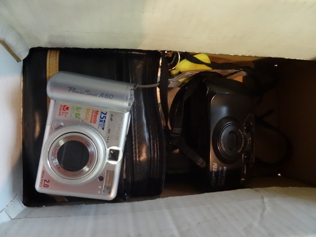 lot 125 image: Canon Power Shot A60 Digital Camera,