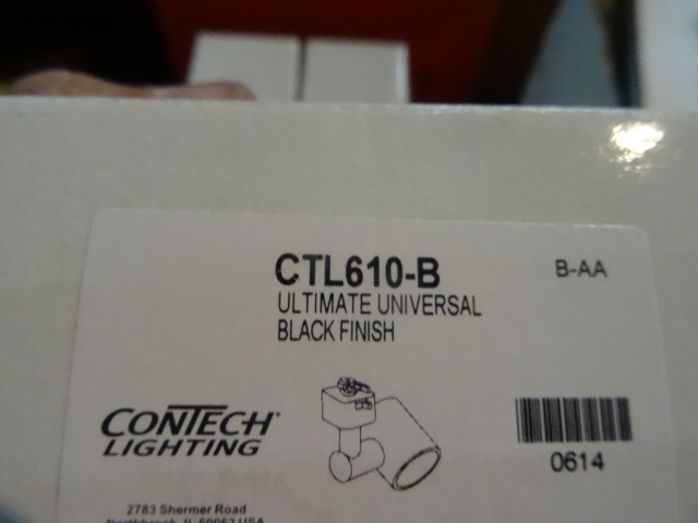lot 129 image: Contech Lighting CTL610-B Track Light
