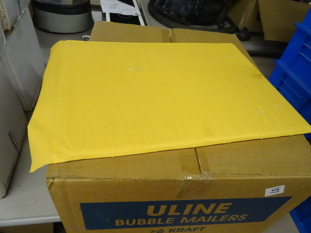 lot 157 image: Bubble Mailers, 12.5 X 19 Qty 50