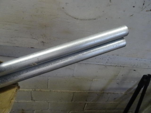 lot 162 image: Misc Conduit 34 EMT. Qty.5. 12 EMT