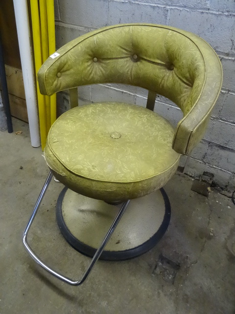 lot 164 image: Vintage, Barber Stool, Adjustable Height