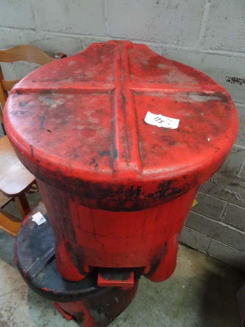 lot 175 image: Poly Rag Can