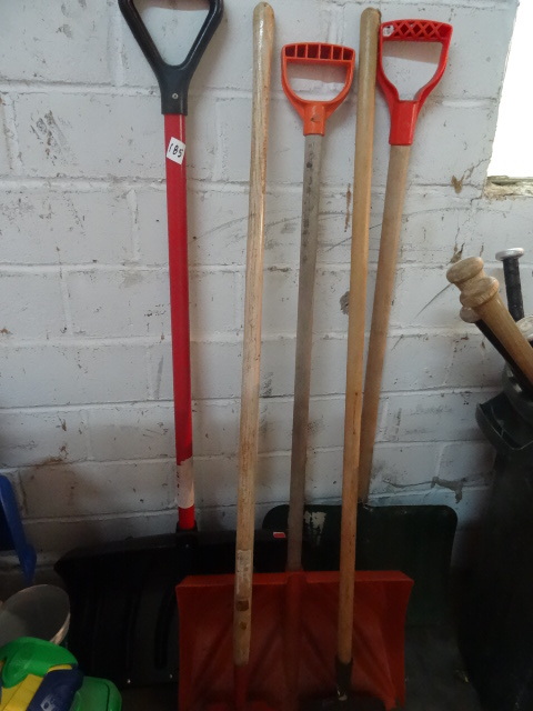 lot 185 image: 3 Snow Shovels and 2 Scrapers