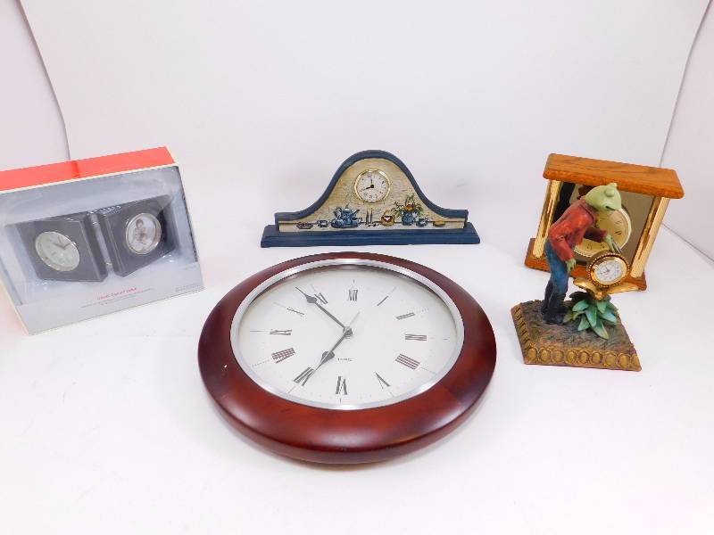 Lot Of Desk Clocks and Wall Clocks