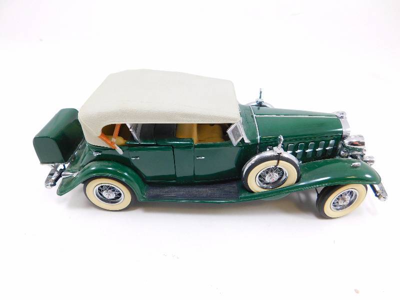 1932 Cadillac Toy Car