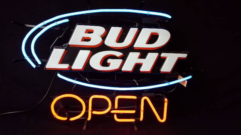 lot 5 image: Bud Light Neon Open Sign