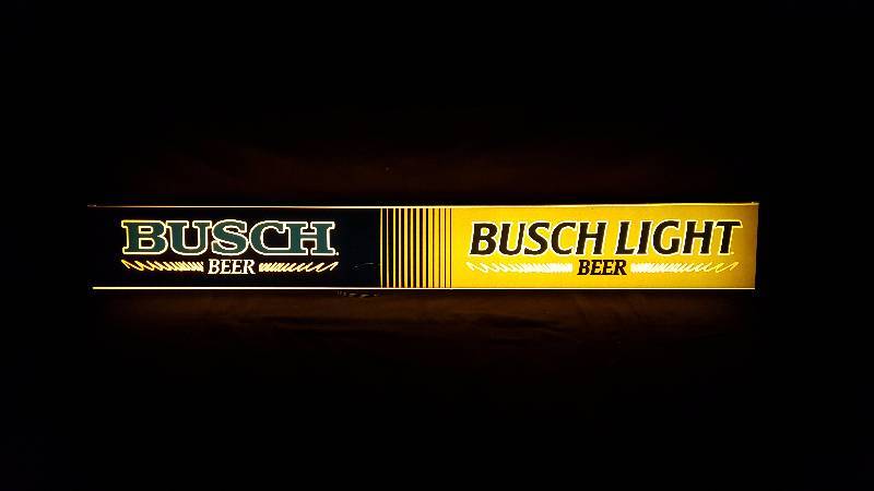 lot 11 image: Busch & Busch Light Light-up Sign