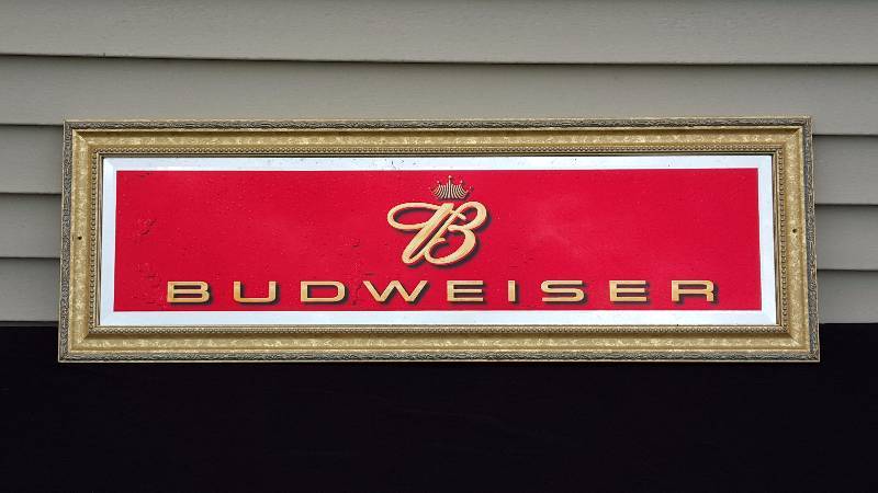 lot 18 image: Budweiser Ornately Framed Advertising Mirror
