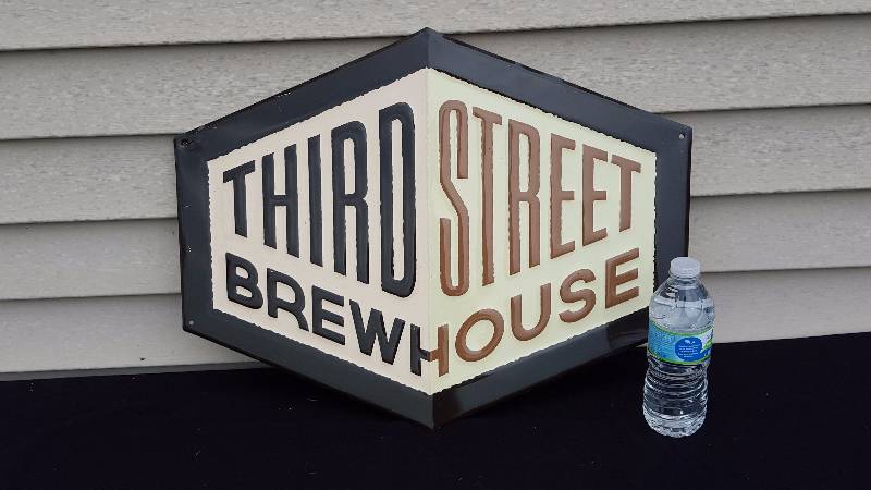lot 40 image: Third Street Brewhouse 3D Metal Avertising Sign