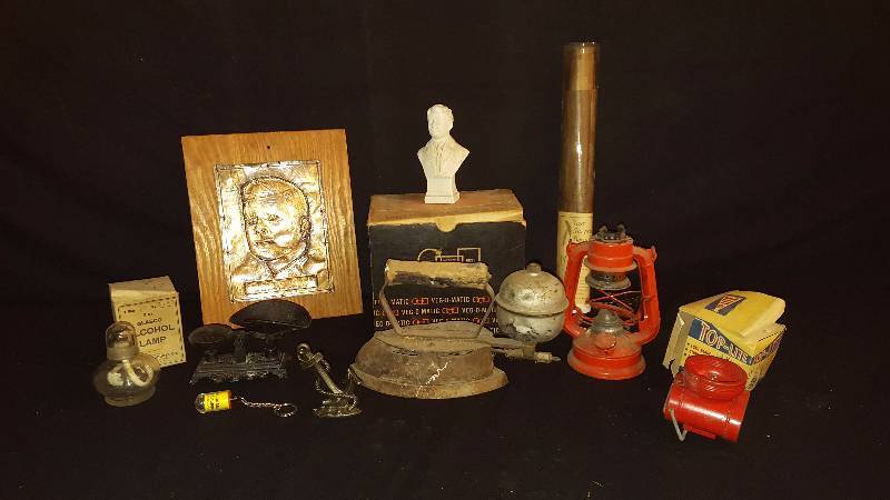 lot 131 image: Assorted Group