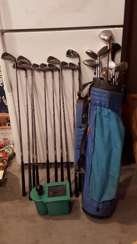 lot 160 image: Tommy Armour 855S Sliver Scot Golf Clubs