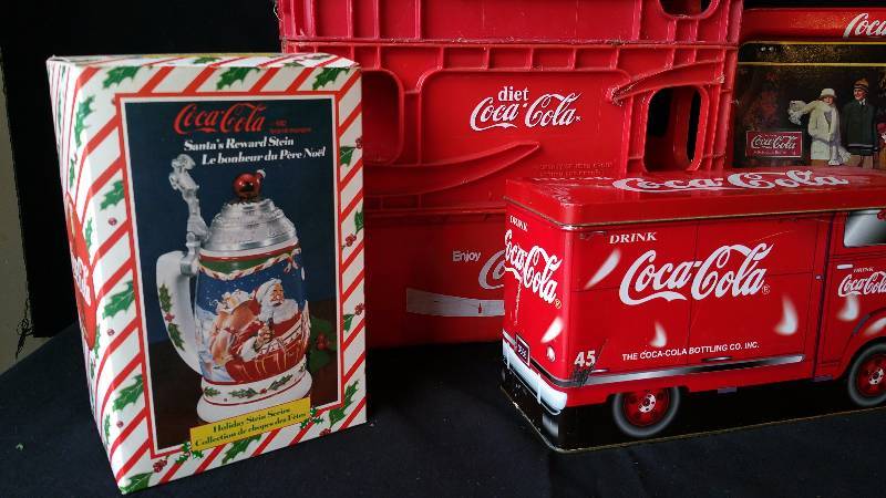 lot 89 image: Coca Cola Tins & Crates
