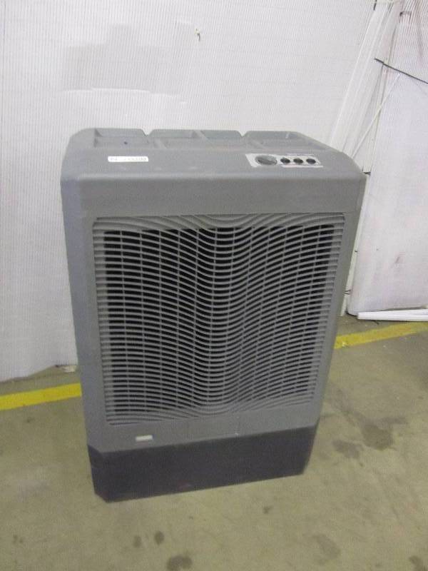 lot 13 image: Hessaire 5,300 CFM 3-Speed Portable Evaporative Cooler for 1,600 sq. ft.
