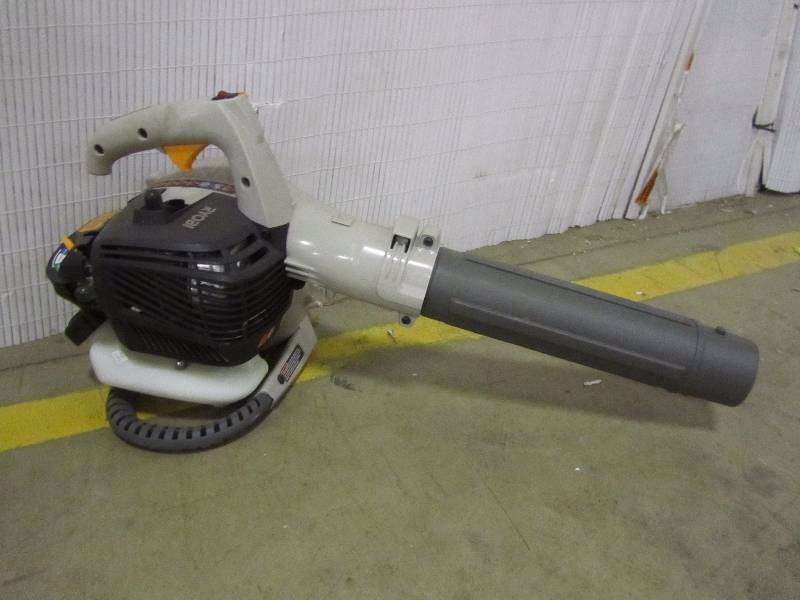 lot 56 image: Ryobi 150 MPH 400 CFM 26cc Gas Leaf Blower Vacuum