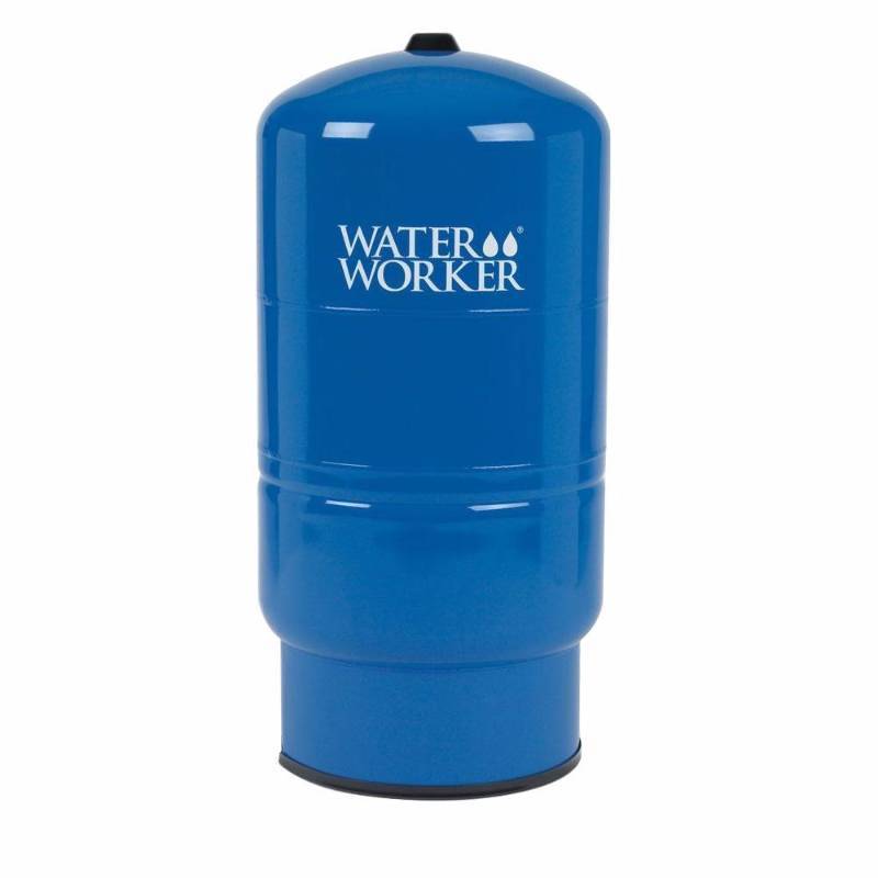 lot 10 image: Water Worker 32 Gal. Pressurized Well Tank