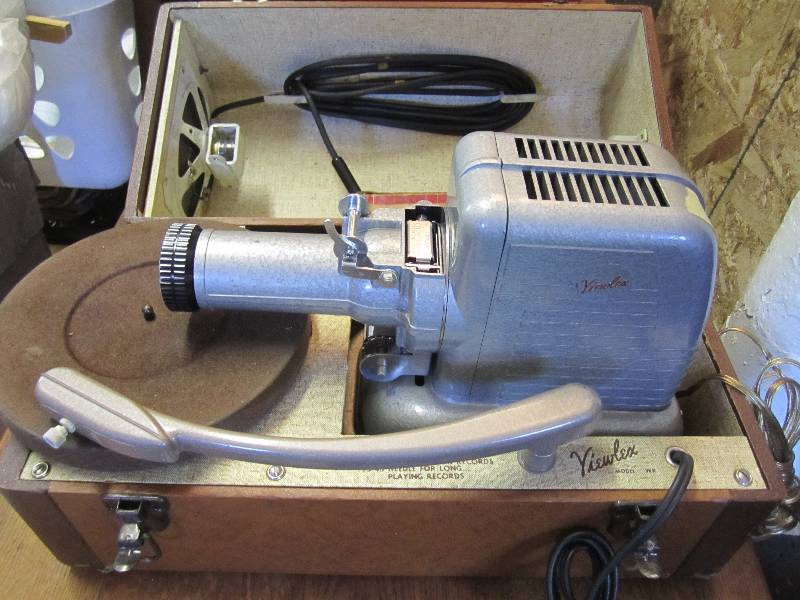 lot 10 image: Vintage Viewlex Model WR Film Strip...