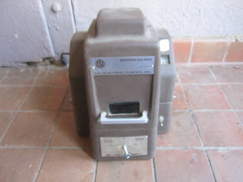 lot 13 image: Vintage Cenco Moisture Balance 2668...