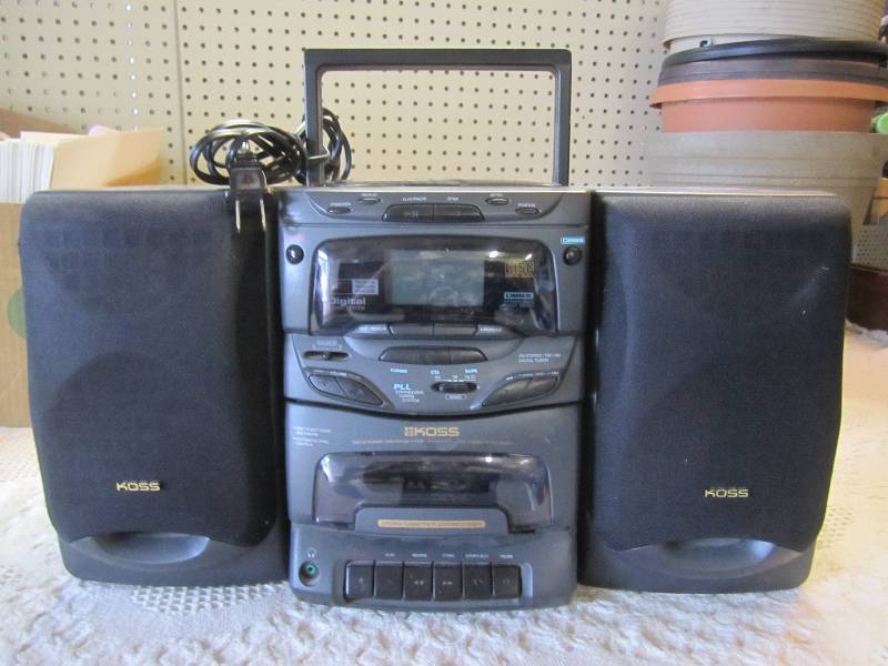 lot 74 image: Portable Koss Stereo AMFM CD Casse...