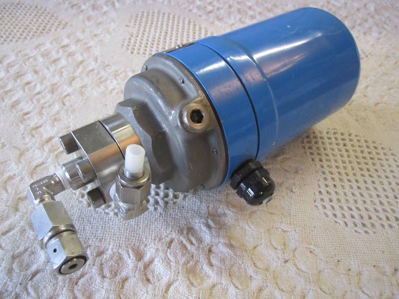 lot 101 image: H. D. Baumann Valve 14 See photos...