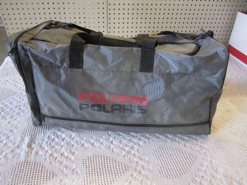 lot 123 image: Polaris Duffle Bag Approx. 11.5 x 1...
