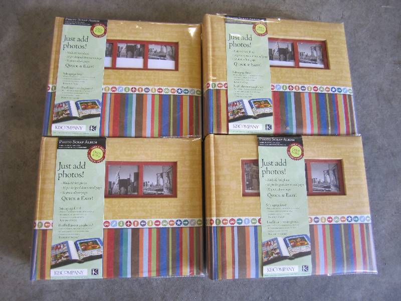 lot 137 image: Lot of 4 Photo Album Books Each hol...