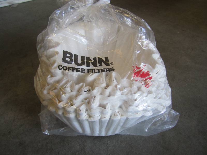 lot 147 image: Bag of Bunn Industrial Size 6009 Co...