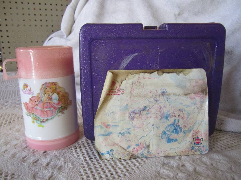 lot 167 image: Lady Lovely Locks Lunch Box with Th...
