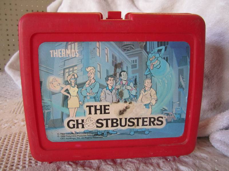 lot 177 image: The Ghostbusters Lunch Box. No Ther...