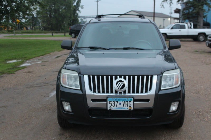lot 1752 image: 2008 Mercury Mariner 4x4