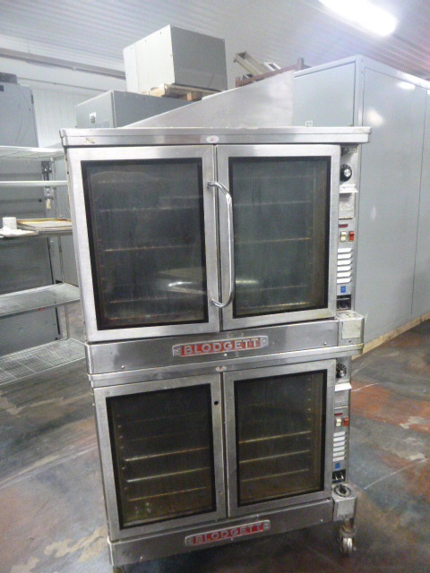 lot 3 image: Double Blodgett Oven
