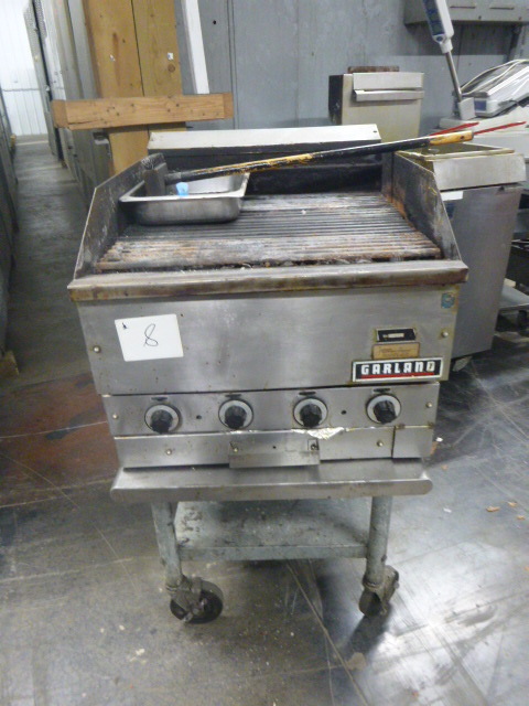 lot 8 image: Garland Broiler