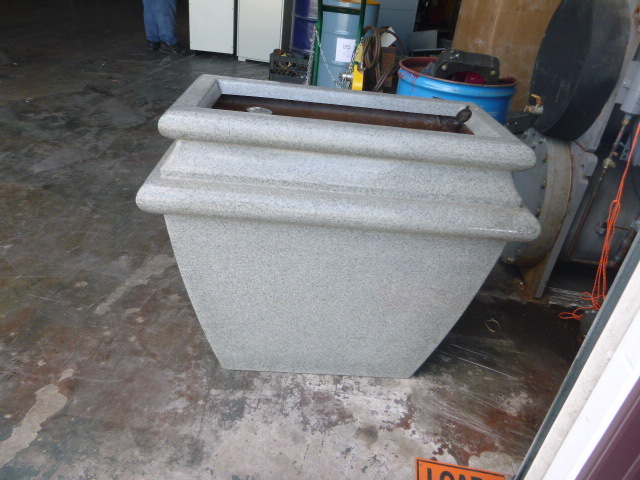 lot 46 image: Flower Pot