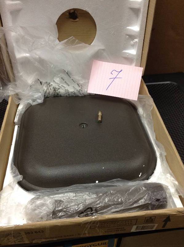 lot 7 image: 26 Lbs Patio Umbrella Base open box never used
