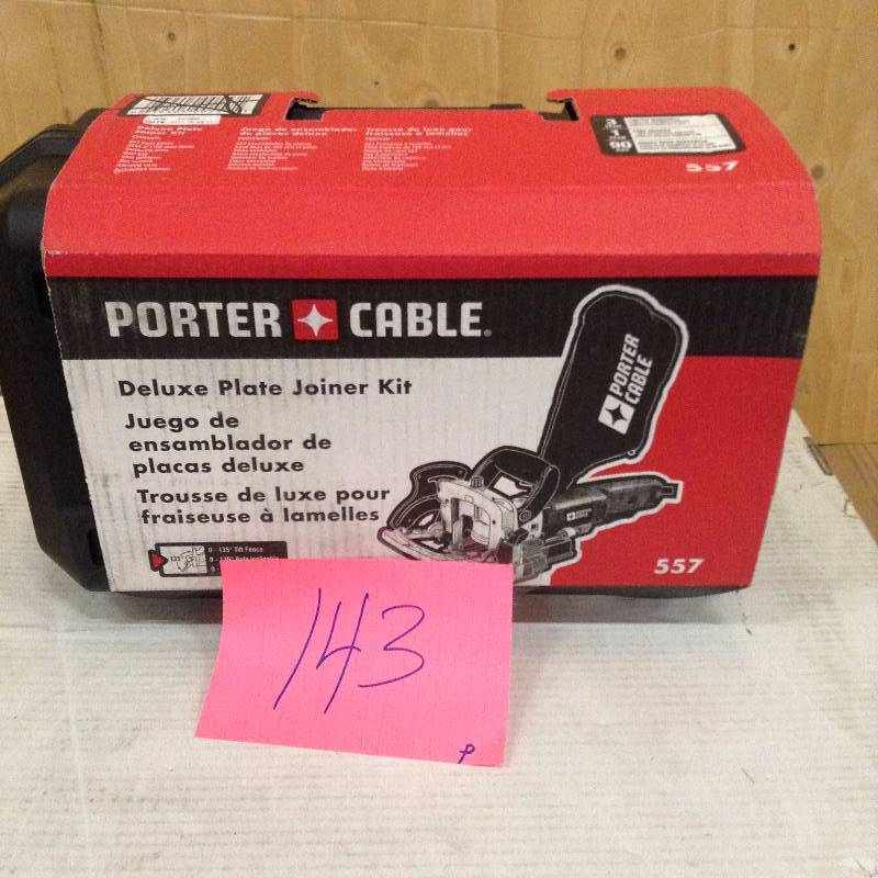 lot 143 image: Porter Cable 557 7 Amp 3-38 in. Deluxe Plate Joiner not used