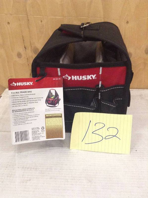 lot 132 image: Husky 9 in All Trade Bag New