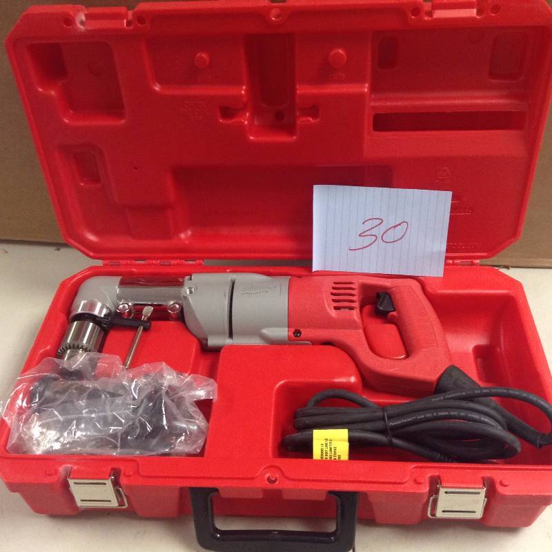Milwaukee 7 Amp 12 in. Corded Heavy Right-Angle Drill Kit in like new condition