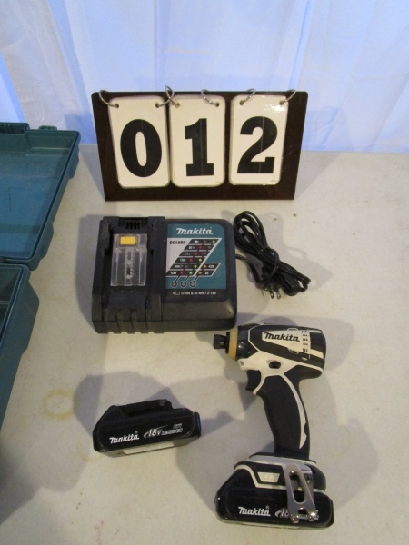 Makita 18 volt Driver Kit