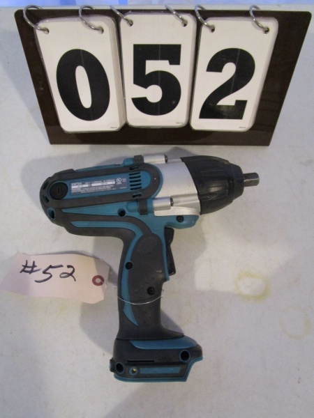 Makita  18V 12 Drive High Torque Impact Wrench