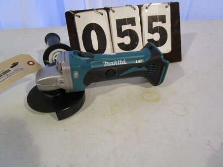 Makita 18V 4.5 Angle Grinder