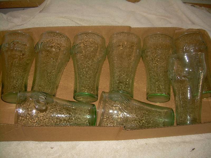 lot 10 image: 9 COCA COLA GLASSES